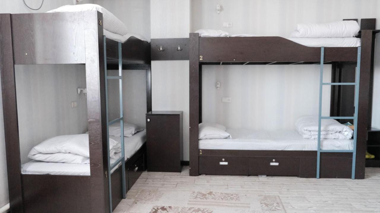 Apple Hostel Μπισκέκ Εξωτερικό φωτογραφία